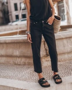 The Black Cropped Straight Jeans 13 The Black Cropped Straight Jeans -Modern Ladies Wear Store mikuta black cropped straight jeans 7464