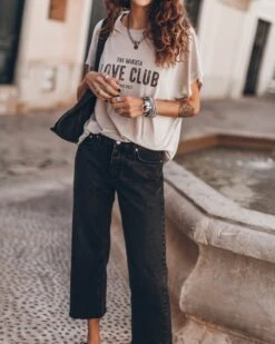 The Black Cropped Straight Jeans 11 The Black Cropped Straight Jeans -Modern Ladies Wear Store mikuta black cropped straight jeans model aina 6793