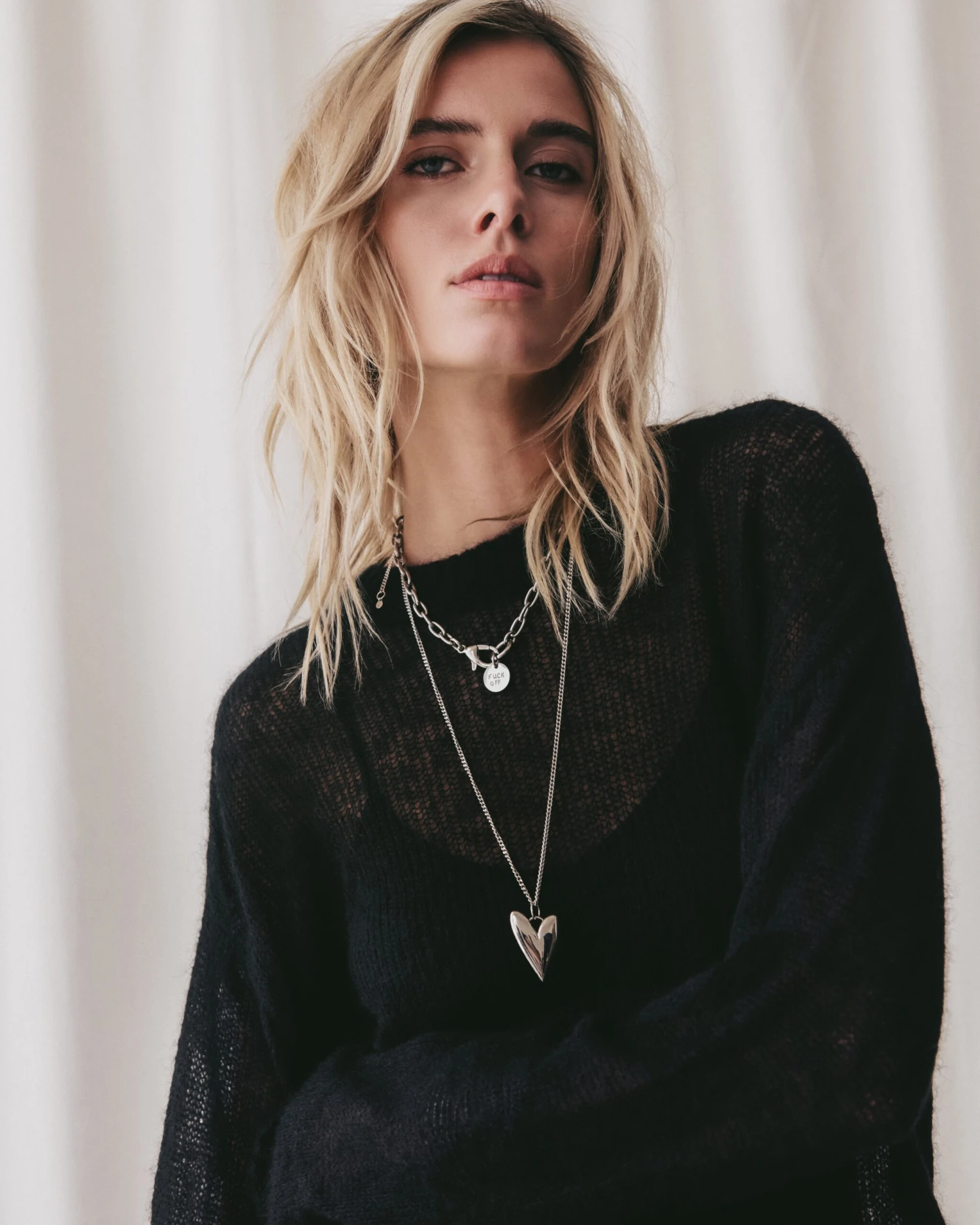 The Black Fine Knitted Sweater 3 The Black Fine Knitted Sweater