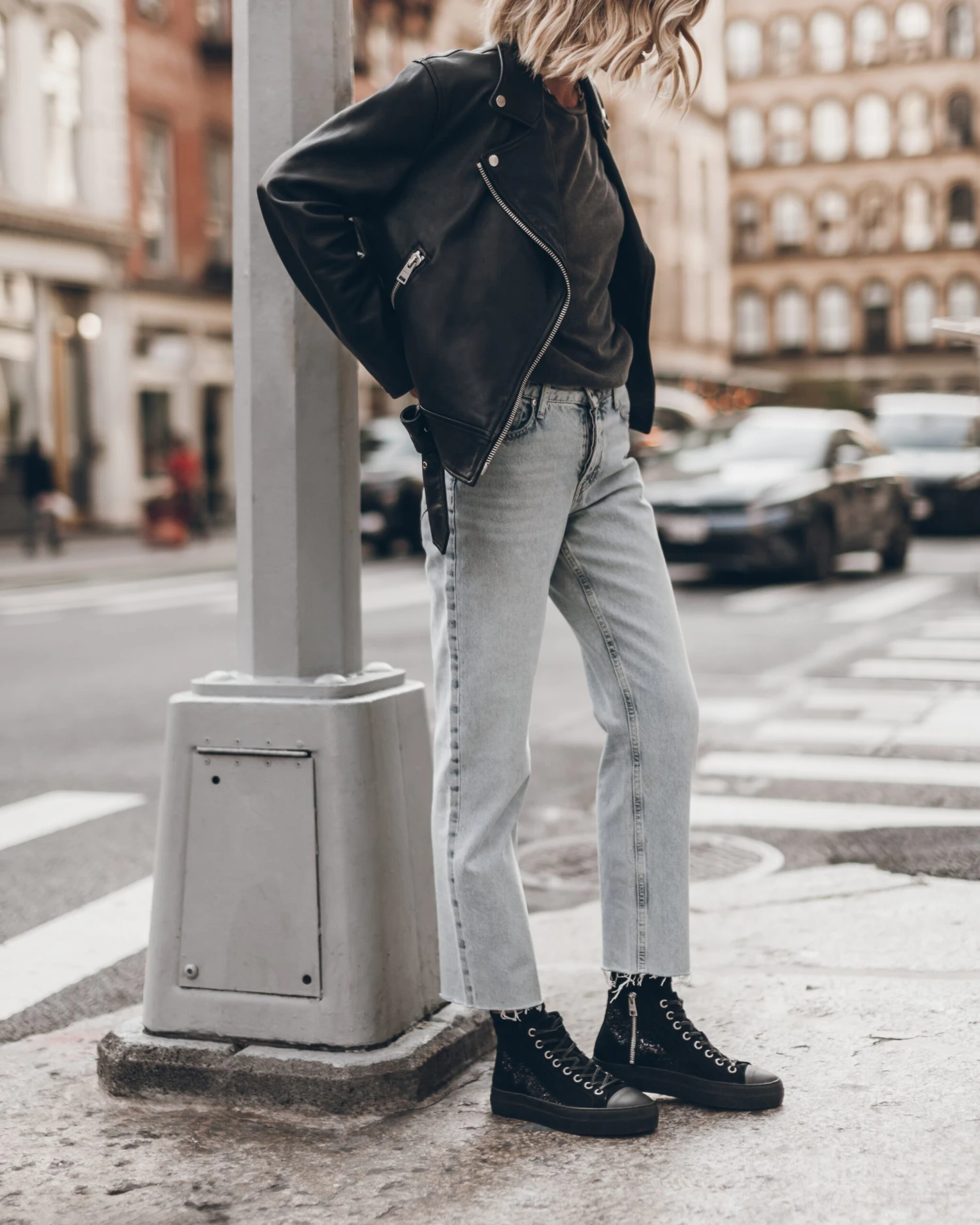 The Blue Cropped Straight Jeans 10 The Blue Cropped Straight Jeans - Image 8