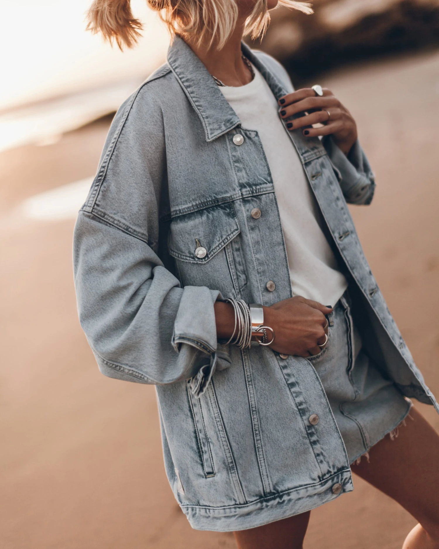 The Blue Oversized Denim Jacket 7 The Blue Oversized Denim Jacket - Image 5