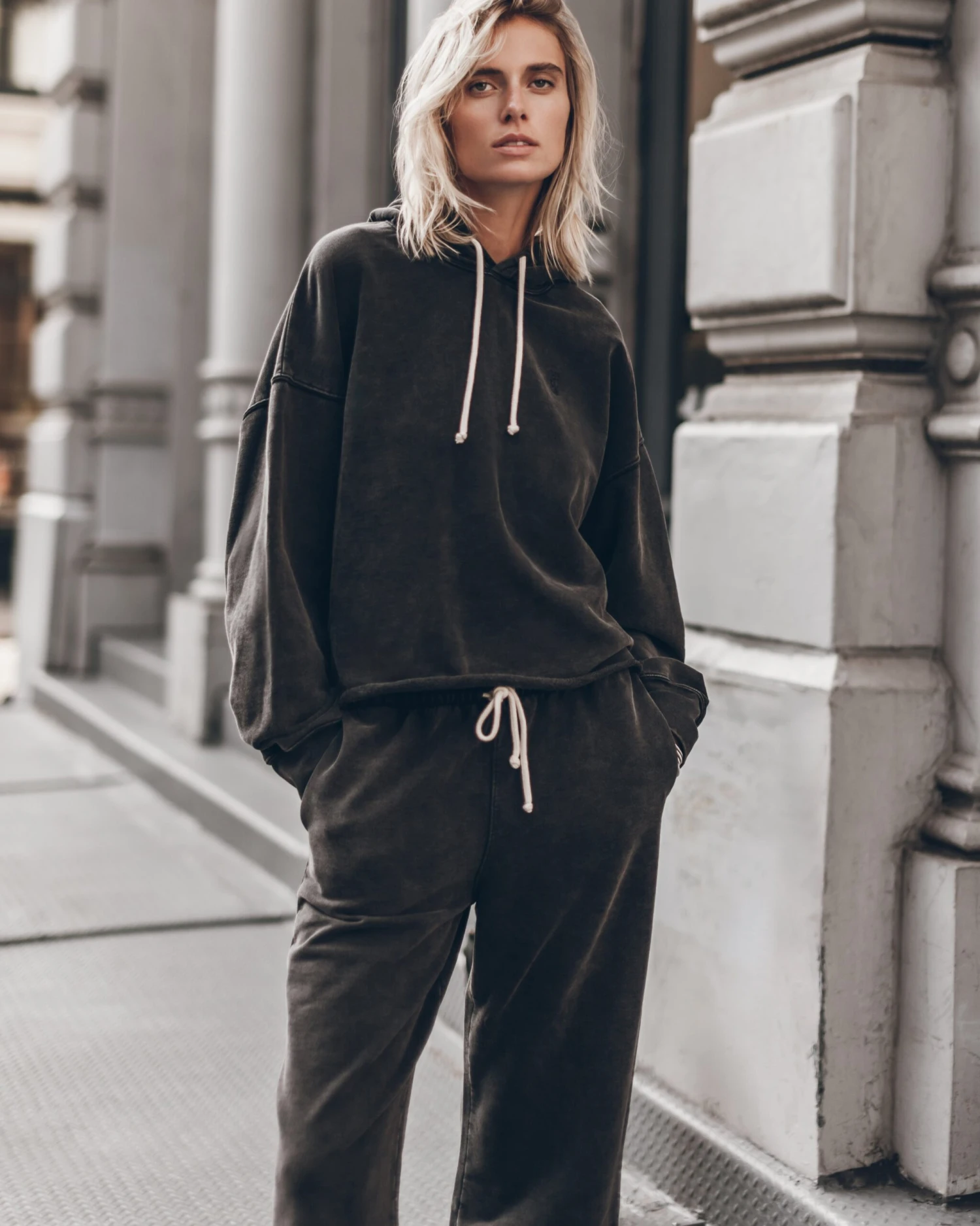 The Dark Cropped Base Hoodie 3 The Dark Cropped Base Hoodie