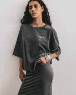 The Dark Faded Mikuta Club Loose Cotton T-Shirt 7 The Dark Faded Mikuta Club Loose Cotton T-Shirt -Modern Ladies Wear Store mikuta dark faded mikuta club loose cotton t shirt dark faded long skirt aya f SS25 1610