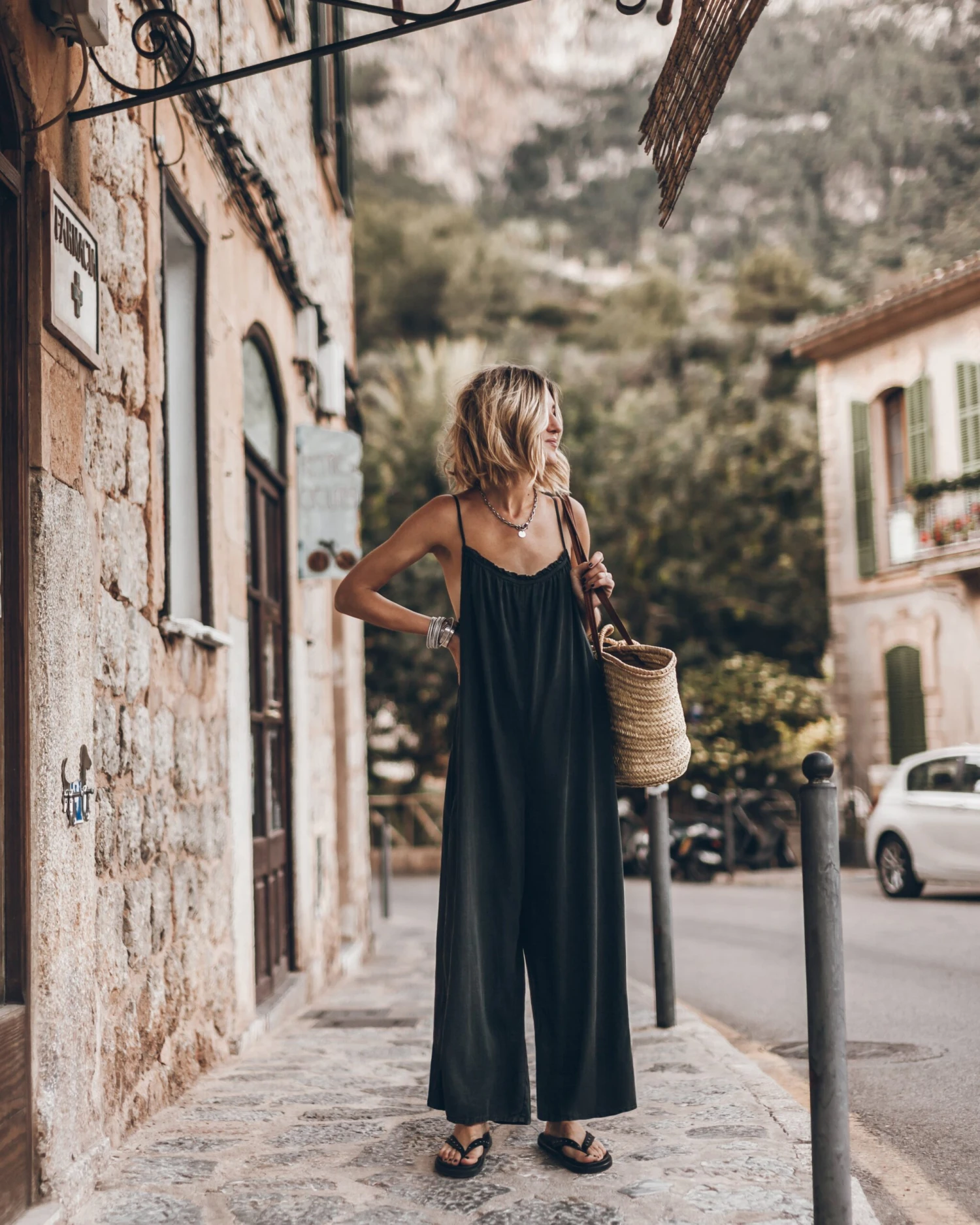 The Dark Flowy Jumpsuit 3 The Dark Flowy Jumpsuit