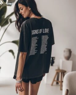 The Dark Love Signs Unisex T-Shirt 15 The Dark Love Signs Unisex T-Shirt -Modern Ladies Wear Store mikuta dark love signs unisex t shirt black silk boxer shorts leonie s ss25 7215