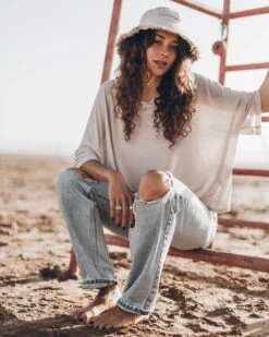 The Light Loose Lyocell T-Shirt 8 The Light Loose Lyocell T-Shirt -Modern Ladies Wear Store mikuta light loose lyocell t shirt blue ripped relaxed jeans light bucket hat model aina 8672