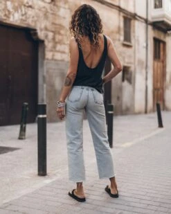 The Dark Low Back Base Tank Top 13 The Dark Low Back Base Tank Top -Modern Ladies Wear Store mikuta the blue cropped straight jeans the dark low back base tank top the black studded leather sandals aina b SS25 8885 a1b7e460 3597 43e6 b6e5 4ef70ca5facb