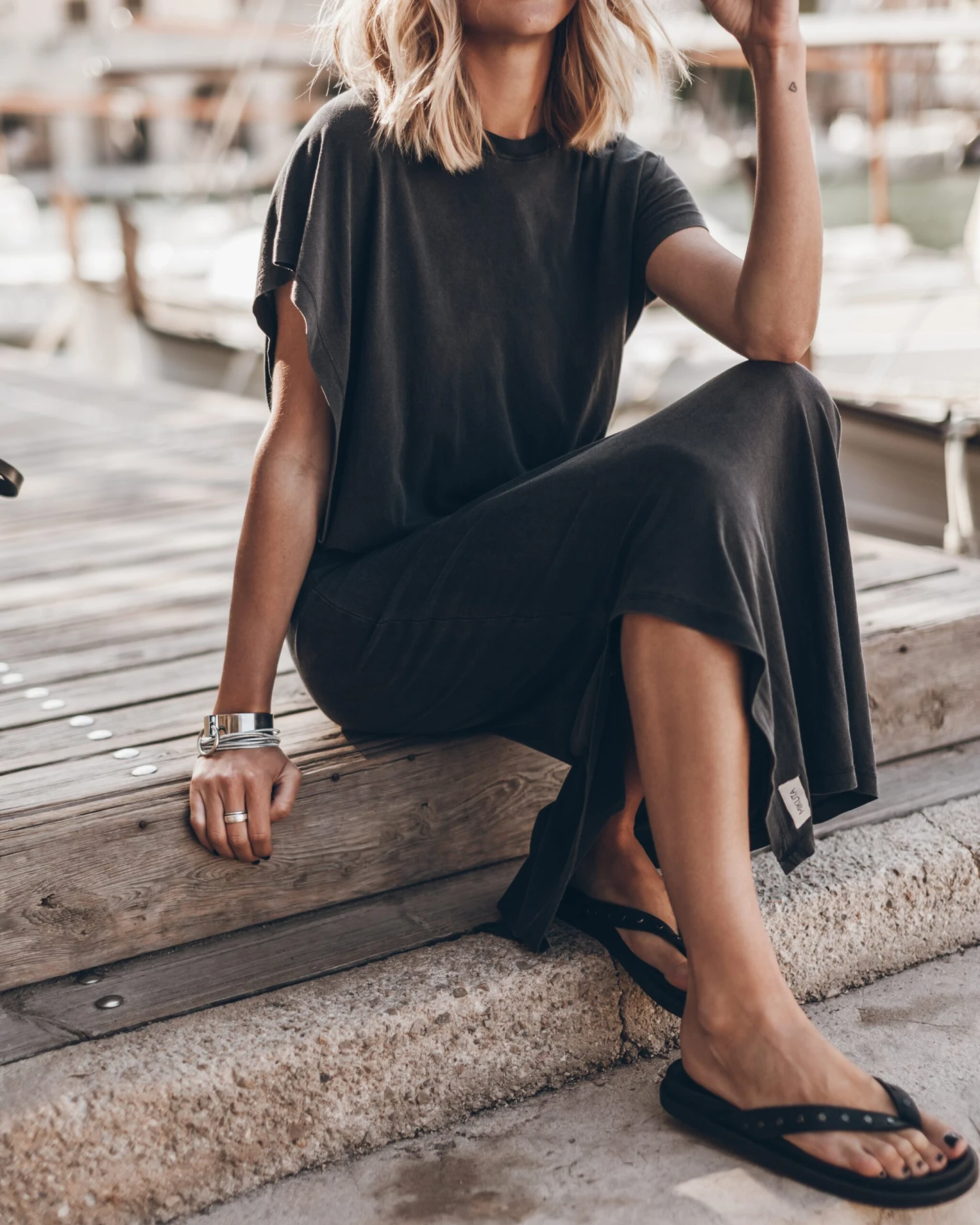 The Dark Long Knotted Batwing Dress 8 The Dark Long Knotted Batwing Dress - Image 6