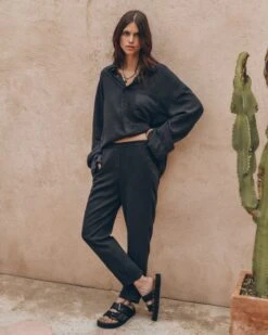 The Dark Chill Pants 19 The Dark Chill Pants -Modern Ladies Wear Store mikuta the dark loose lyocell shirt the dark chill pants the black leather buckle sandals the small cesta bag myriam t SS25 04 4