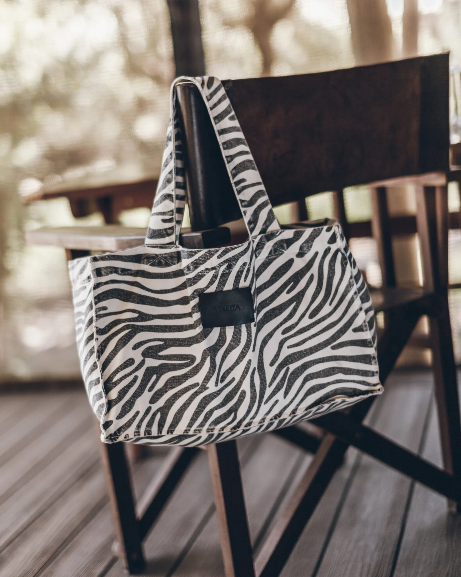 The Zebra Small Canvas Bag 3 The Zebra Small Canvas Bag