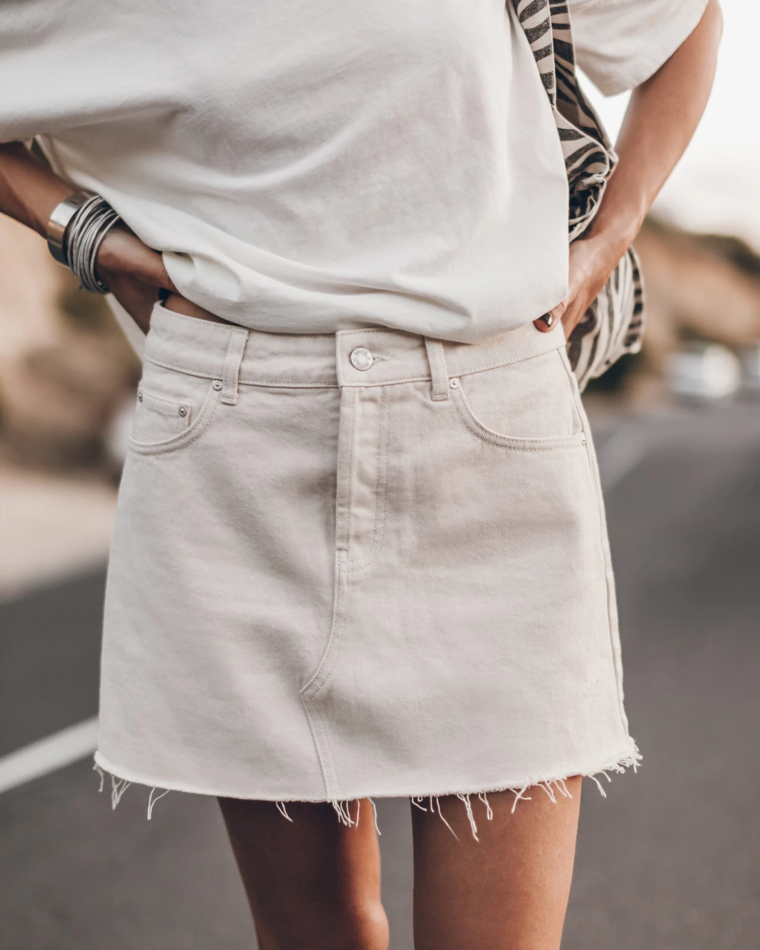The White Denim Skirt 3 The White Denim Skirt