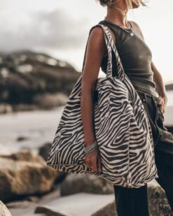 The Zebra Large Canvas Bag 11 The Zebra Large Canvas Bag -Modern Ladies Wear Store mikuta zebra large canvas bag black baggy jeans dark standard tank top3709 3a52dd0b c6c6 4f65 af75 a92668e1e312